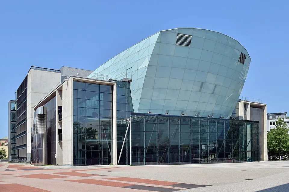 Festspielhaus St. Pölten, St Pölten