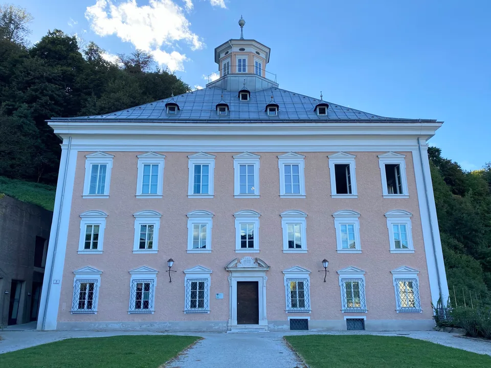 Die Edmundsburg auf dem Mönchsberg, Salzburg