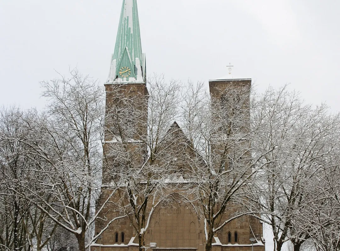 Herz-Jesu-Kirche Herne exterior, Herne