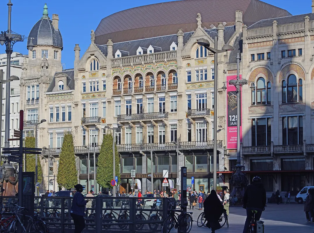 Koningin Elisabethzaal on the Koningin Astridplein, Antwerp