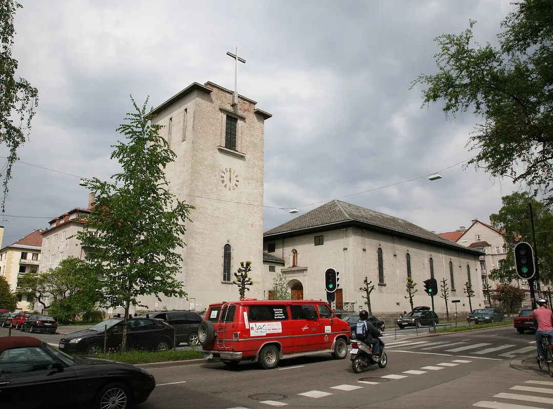 Majorstuen kirke exterior, Oslo