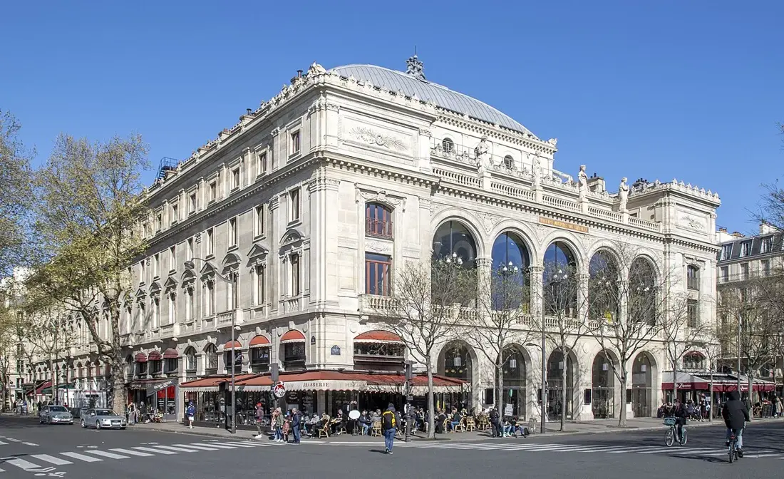 Théâtre du Châtelet building, Paris