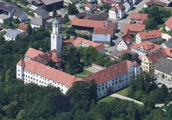 Schloss Kirchheim building