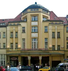 Musikalische Komödie building