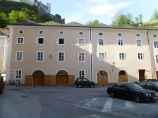 Kardinal-Schwarzenberg-Saal building