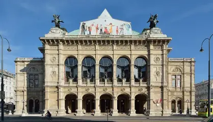 Wiener Staatsoper building