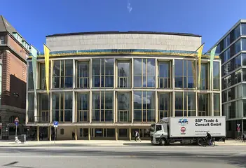 Hamburgische Staatsoper building