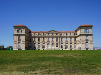 Auditorium du Pharo building