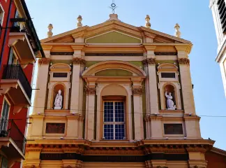 Cathédrale Sainte-Réparate building