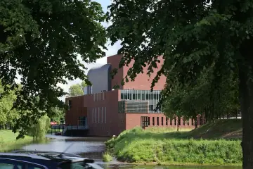 De Spiegel building