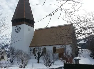Kirche Saanen building