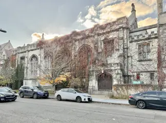 Mandel Hall building