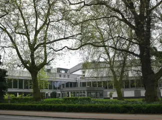 Luise-Albertz-Halle building