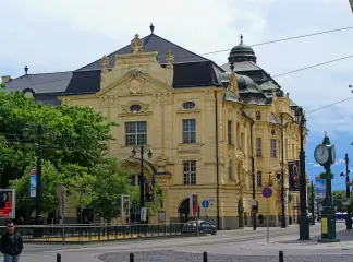 Reduta building