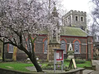 St Mary Magdalene Church, Richmond building