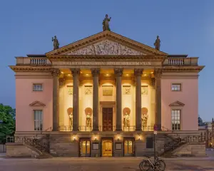 Staatsoper Unter den Linden building