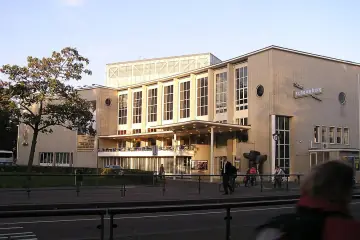 Stadsschouwburg building