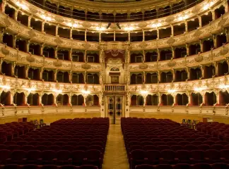 Teatro Grande building