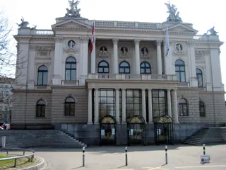 Opernhaus Zürich building